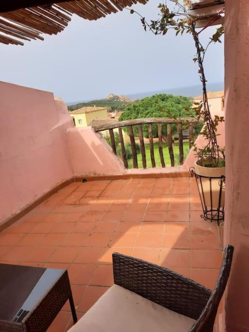 Un Angolo Di Paradiso A Pochi Passi Dal Mare Nel Villaggio Calarossa Isola Rossa Exterior photo
